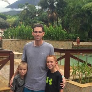 Meet your Posher, Carrie